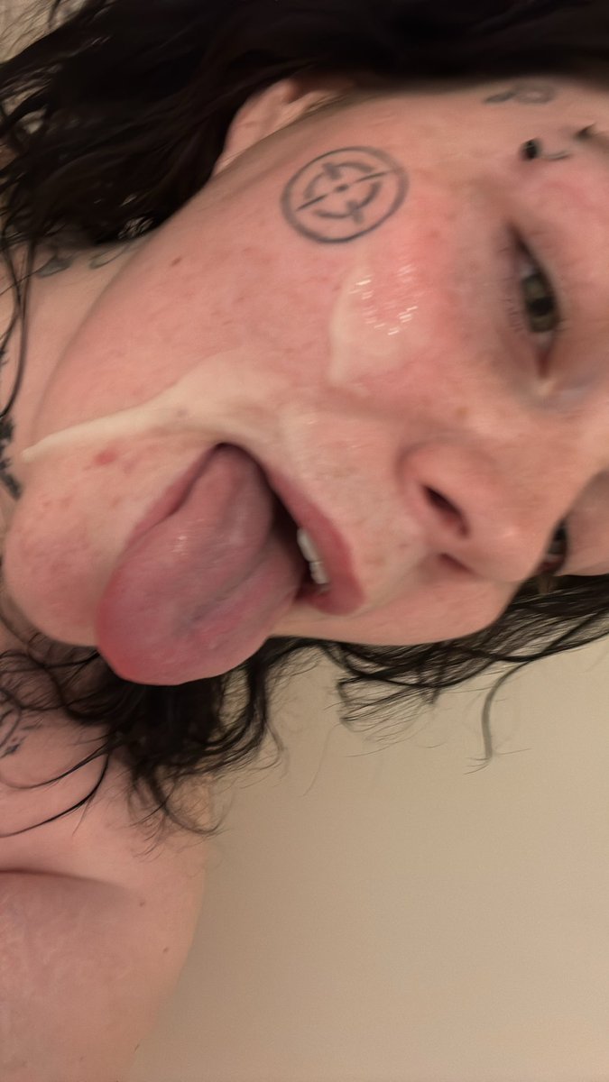 overhereluv's tweet photo. finally made an OnlyFans :)) ill link it in bio, check it out make goddess happy 😼🥰 #findom #bdsm #buyingcontent #sellingcontent #joi #sph #humanatm
 #SugarBabies #nsfwtwť #sellnastycontents #selling https://t.co/Ty59oXJk5V