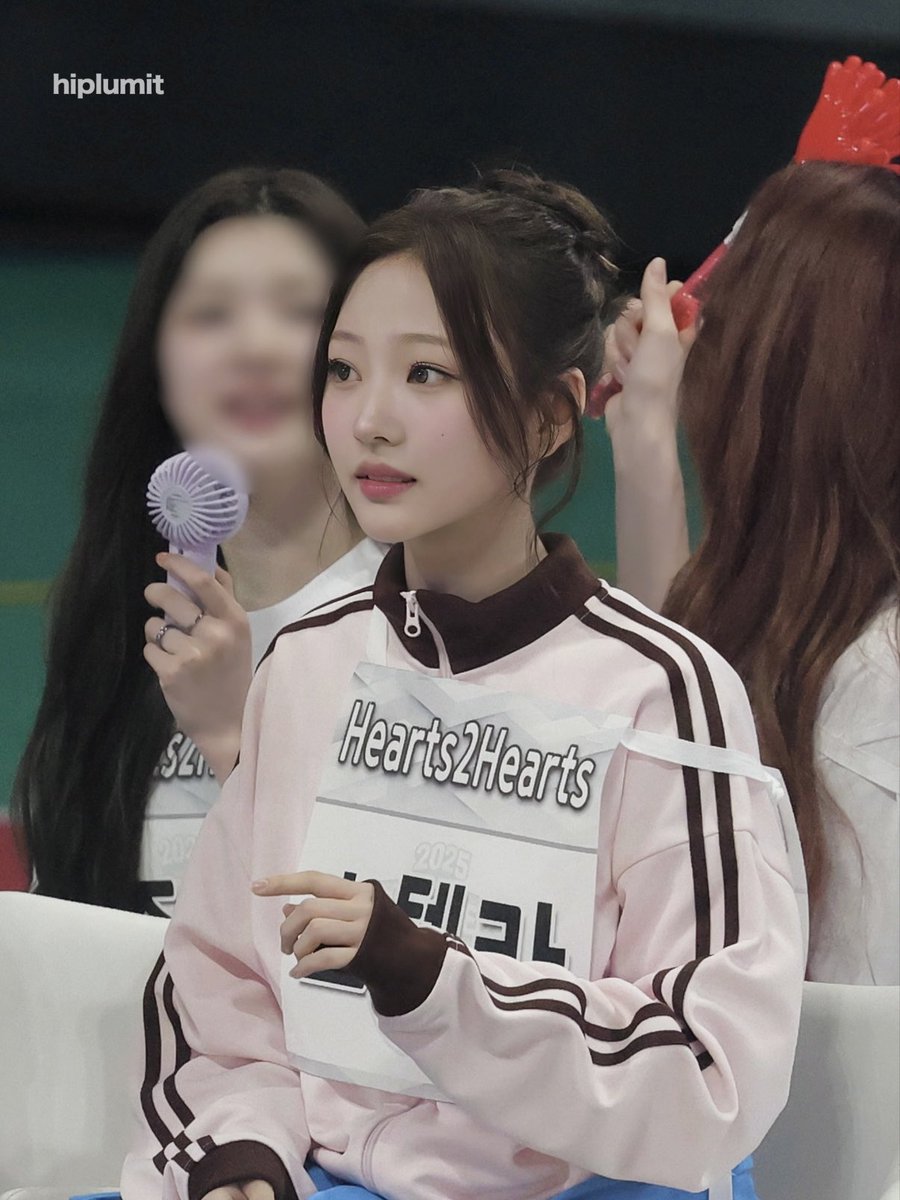 슈슈 tweet media
