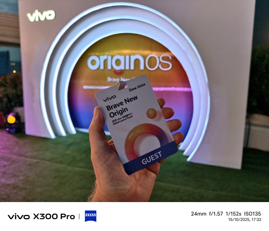 TechTabletscom's tweet image. And now the second event here in Shanghai, OriginOS 6 global launch. #VivoX300Pro #OriginOS