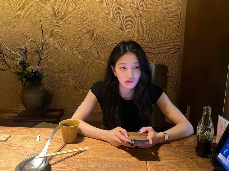 야너나좋아하지
                                                          티 많이 나요?
우웅ㅎㅎ
                                       그래도 숨긴다고 숨긴건데