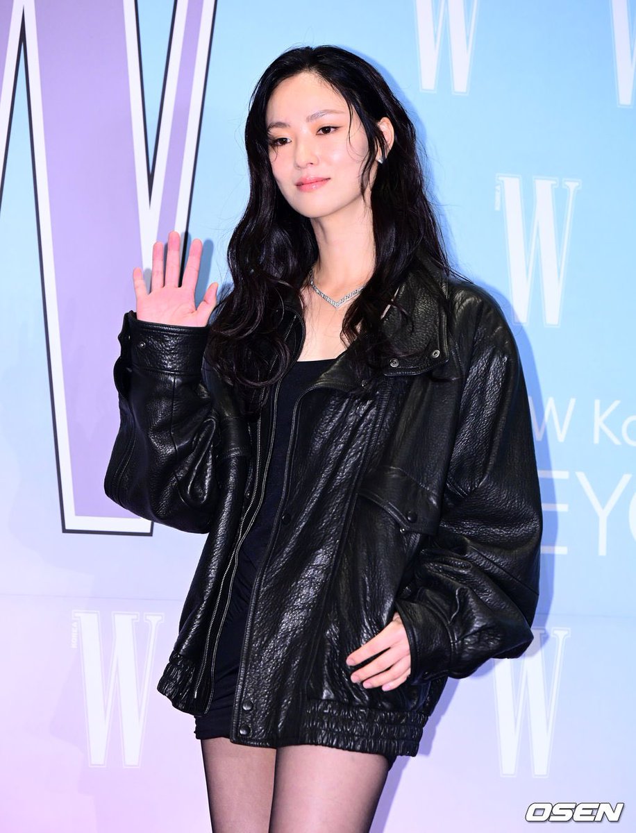 올빽 + 머리 꽉 묶음 아니라서 짇짜 너무너무너무너무너무나 좋음🥹🥹🥹🥹🥹🥹🥹🥹🥹🥹🥹🥹🥹🥹🥹🥹🥹🥹🥹🥹🥹🥹

#전여빈 #JeonYeoBeen