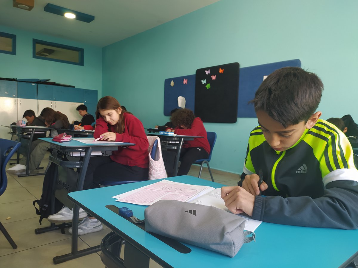 📌 Okulumuzda öğrencilerimizin akademik gelişimini takip etmek ve kazanımları ölçmek amacıyla Süreç İzleme ve Kazanım Değerlendirme Sınavı uygulandı