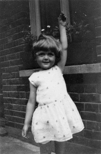 "Actors are not made, they're born." 
Dame Angela Lansbury.  

One of the greatest actors of all time was born on this day 100 years ago.