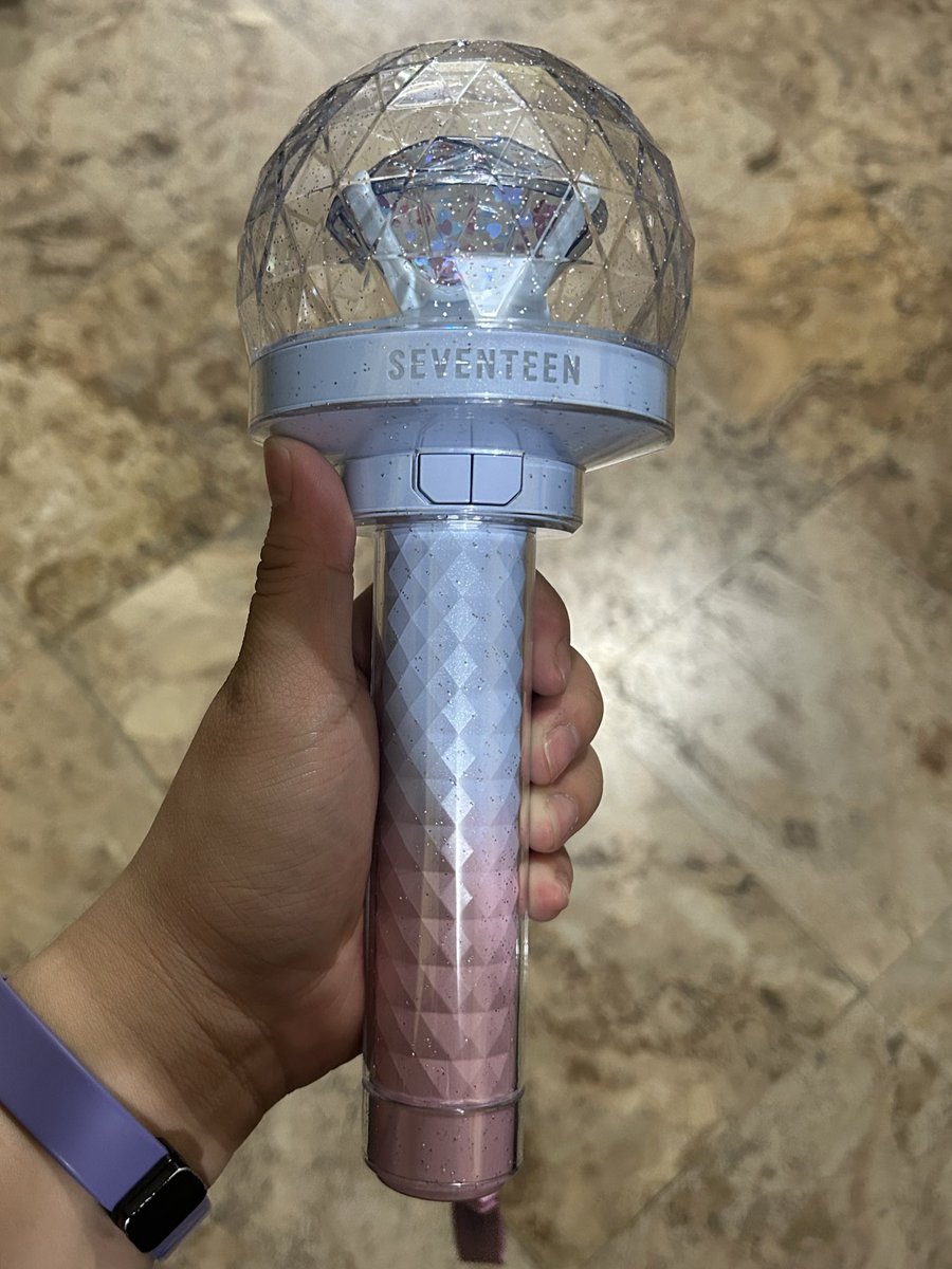 Checked out yday, delivered today. Iba talaga pag stressed HAHAHAHA 

Soooo pretttyyyyyy 🥰 money can buy happiness talaga HAHAHAHAHA