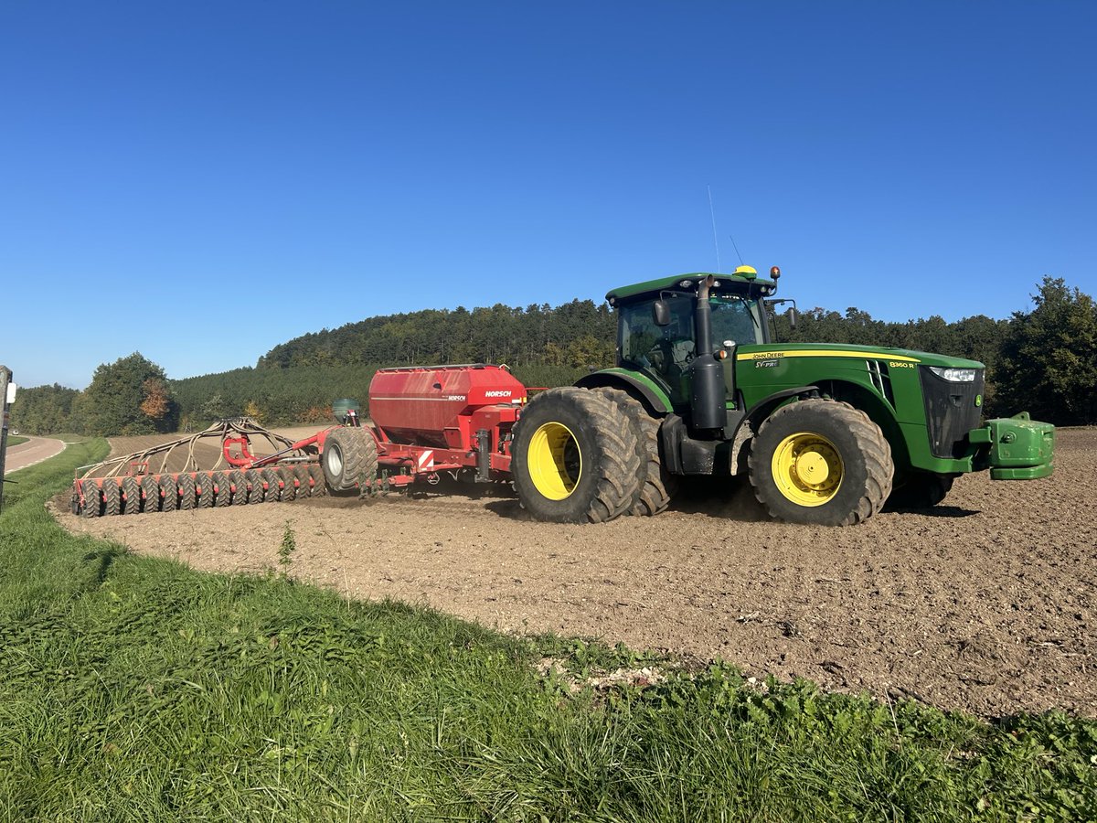 15 octobre : date charnière pour les semis de céréales <a href="/OlivierCOSTE2/">Olivier COSTE</a>.
Orges d’hiver 👌 et majorité des blés tendres 👌 
⚠️ pour les variétés Prestance, Célébrity, Thermidor et KWSMillésime c’est encore bcp trop tôt …
BAF, blé dur et OPA aussi!
Qu’on se le dise <a href="/AGPB_Cerealiers/">AGPB-Les Nouveaux Céréaliers</a>