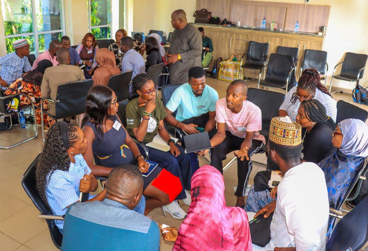 hbsNigeria's tweet image. Inclusion. Teamwork. Impact. 💚💚

​From theory to practice, from gender to understanding governance, our 2025 #NigeriaGreenAcademy cohort is developing solutions to address some of Nigeria&apos;s development issues and the civic space. The energy is amazing so far.🌱😁

​Special…