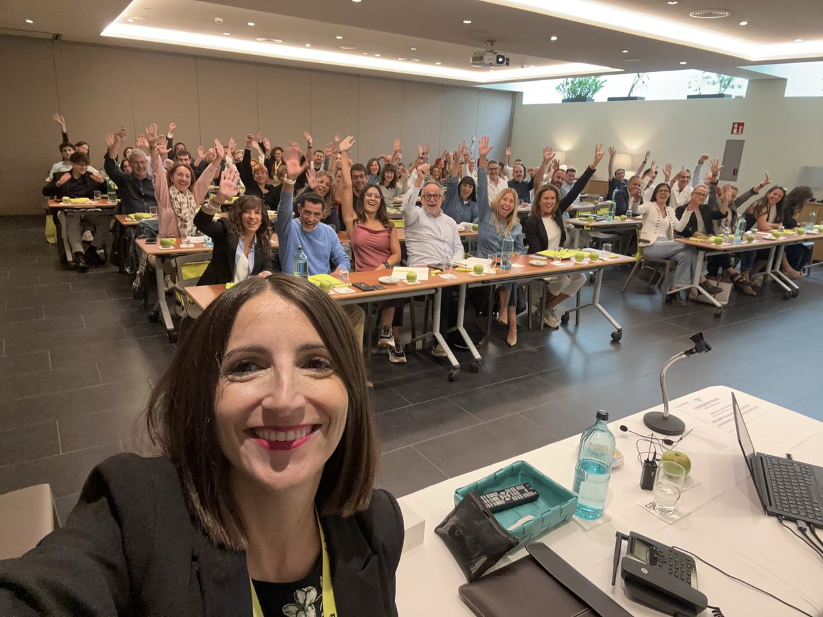 rakojeda's tweet photo. #workshopidealista Mataró 15-10-25 estar al día de las novedades del se tornes importante. Agradecida que los clientes sigan confiando su formación de la mano de @idealista https://t.co/FZm7Tpg0NV