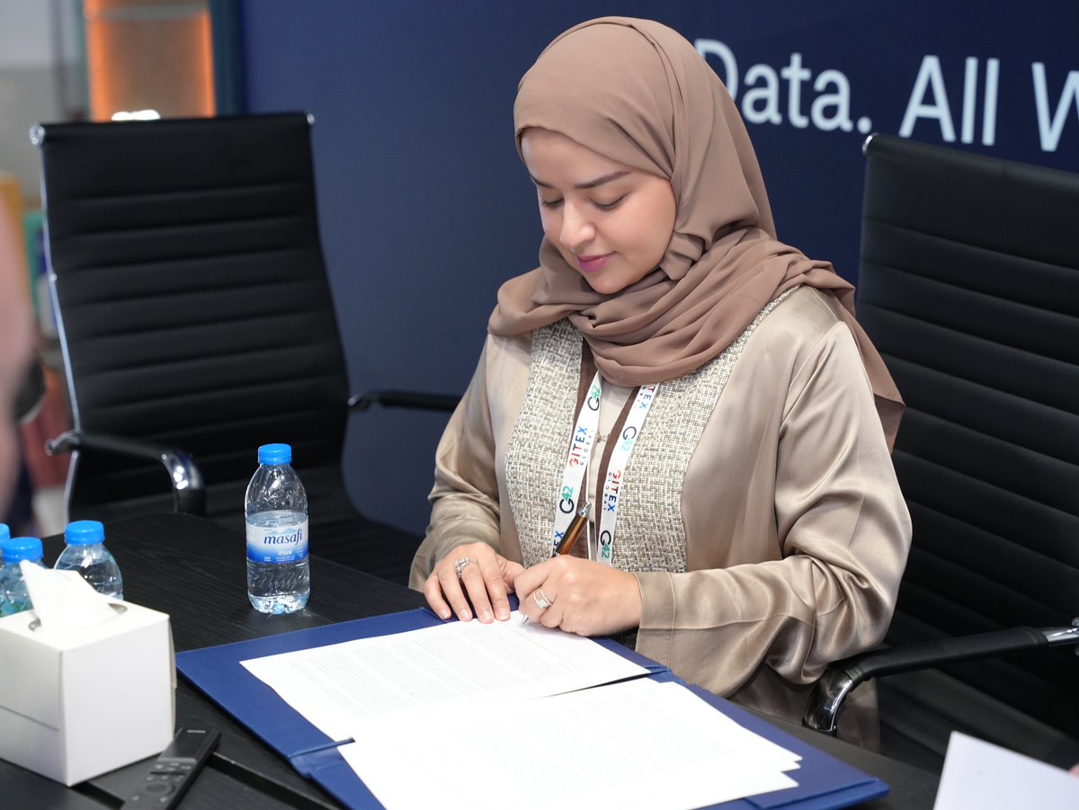 NITC_CO's tweet photo. من #جيتكس_2025 

وقّعت شركة نورة لتقنية المعلومات وشركة @VAST_Data 
 اتفاقية تعاون لإطلاق خدمة التخزين السحابي الفائق السرعة والمخصصة لتطبيقات الذكاء الاصطناعي،

خطوة تعزز الابتكار وتفتح آفاقًا جديدة في عالم التقنية https://t.co/ixCDh7zR2p