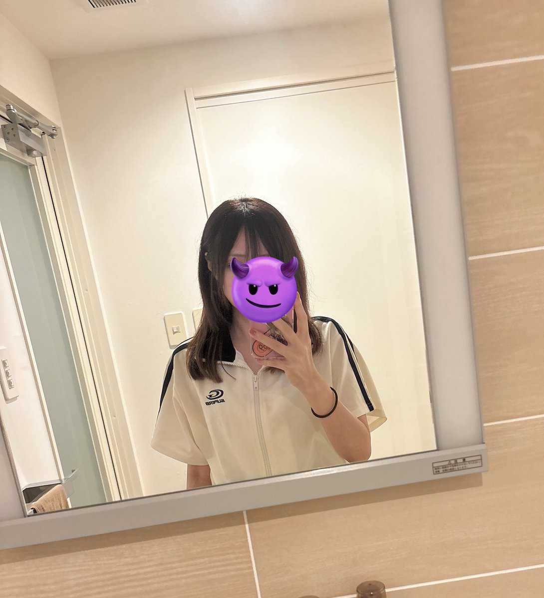 yunotechi's tweet photo. 久々に水着きた！ご飯食べに行ってきまーす🍴 https://t.co/1MqFCNqyea