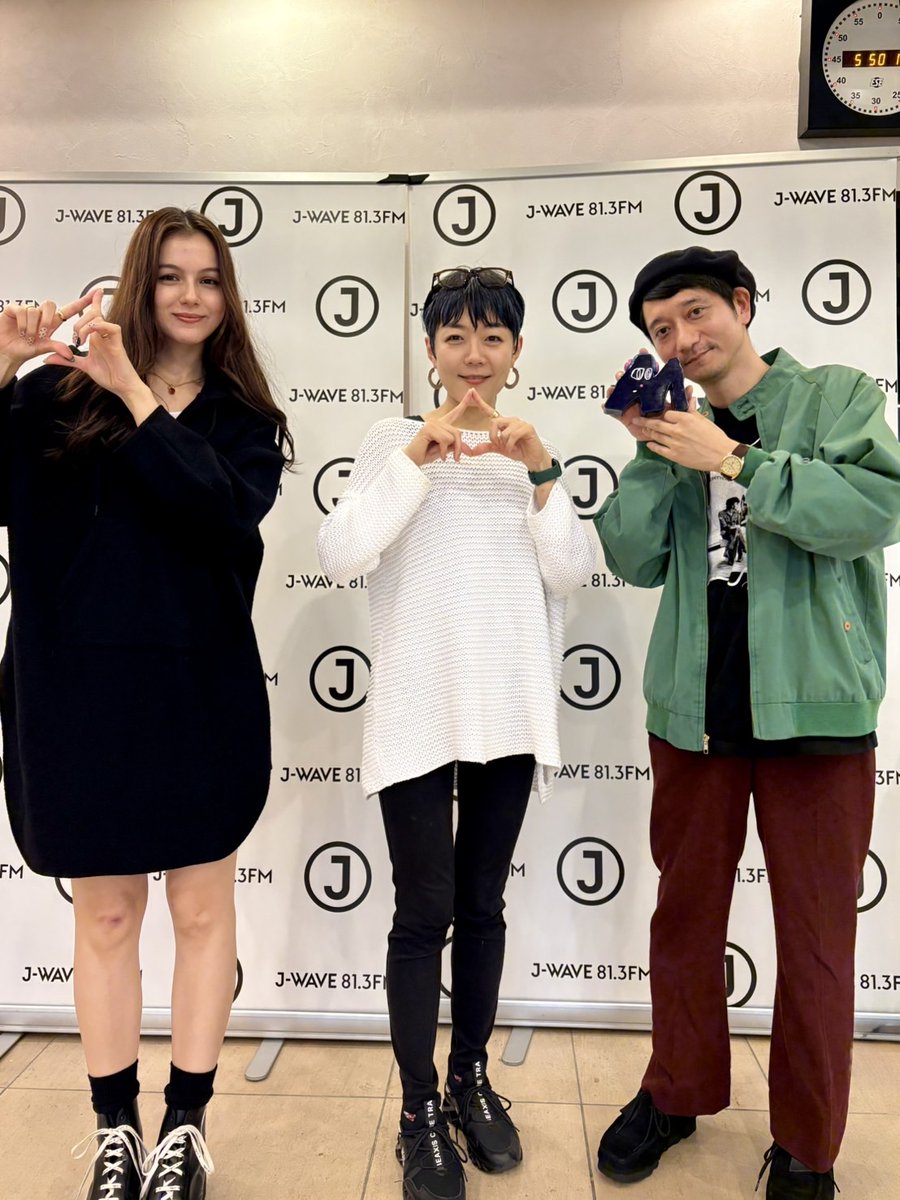 GRAND MARQUEE (@grandmarquee813) on Twitter photo CRCK/LCKS #小田朋美 さんが登場✨
<a href="/crcklcks/">CRCK/LCKS_official</a> <a href="/oto0909/">オダトモミ | Tomomi Oda</a>
新アルバム「#まにまに」について、タイトルの由来から制作エピソード、そしてハマっている“合気道”トークまで🥋さらに #KIRINJI のサポートとしてのお話も!
📻聞き逃した方はこちら
radiko.jp/share/?sid=FMJ…
#jwave #マーキー813 #CRCKLCKS CRCK/LCKS #小田朋美 さんが登場✨
<a href="/crcklcks/">CRCK/LCKS_official</a> <a href="/oto0909/">オダトモミ | Tomomi Oda</a>
新アルバム「#まにまに」について、タイトルの由来から制作エピソード、そしてハマっている“合気道”トークまで🥋さらに #KIRINJI のサポートとしてのお話も!
📻聞き逃した方はこちら
radiko.jp/share/?sid=FMJ…
#jwave #マーキー813 #CRCKLCKS