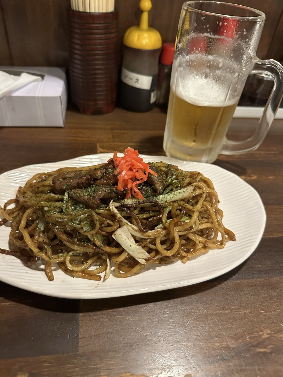 nonono123's tweet photo. 夜も食べるために10キロ歩いたよ https://t.co/Vi3fHy1nfB