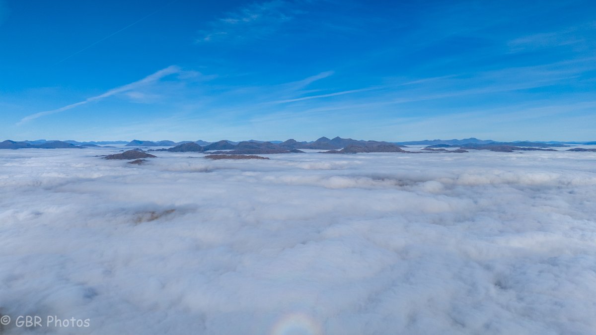 GBRPhotos's tweet image. Video of my first ever Munro, which was my goal after starting to walk daily and losingg over two stone.  #benlomond #cloudinversion #stvsnaps #grief @visitscotland @greenocktele 
fb.watch/CLafH9G_t-/