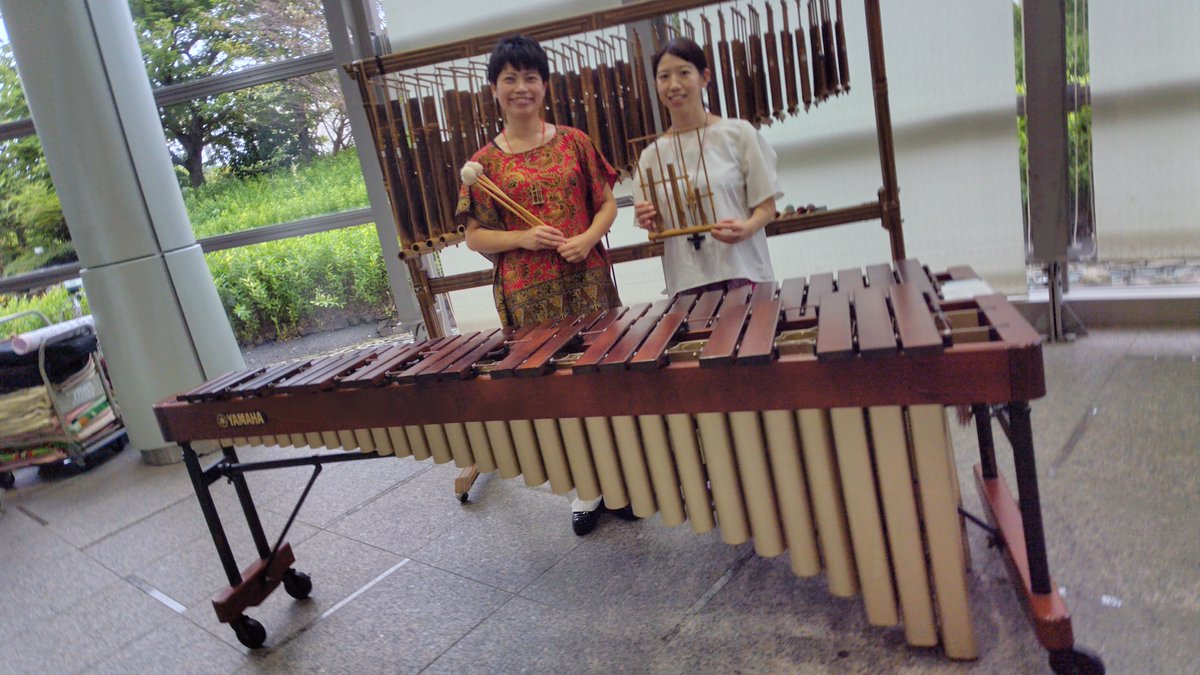 10月のコンサート③　アンクルンは温かみのある優しい音ですが演奏者は大変そうでした。終演後はお客様が出演者に多数質問をしておられました。11/9（日）には青葉公会堂でも演奏が聴けるとのこと。詳しくはこちらcity.yokohama.lg.jp/aoba/kurashi/k…
すてきな演奏ありがとうございました。
＃あおば音楽ひろば