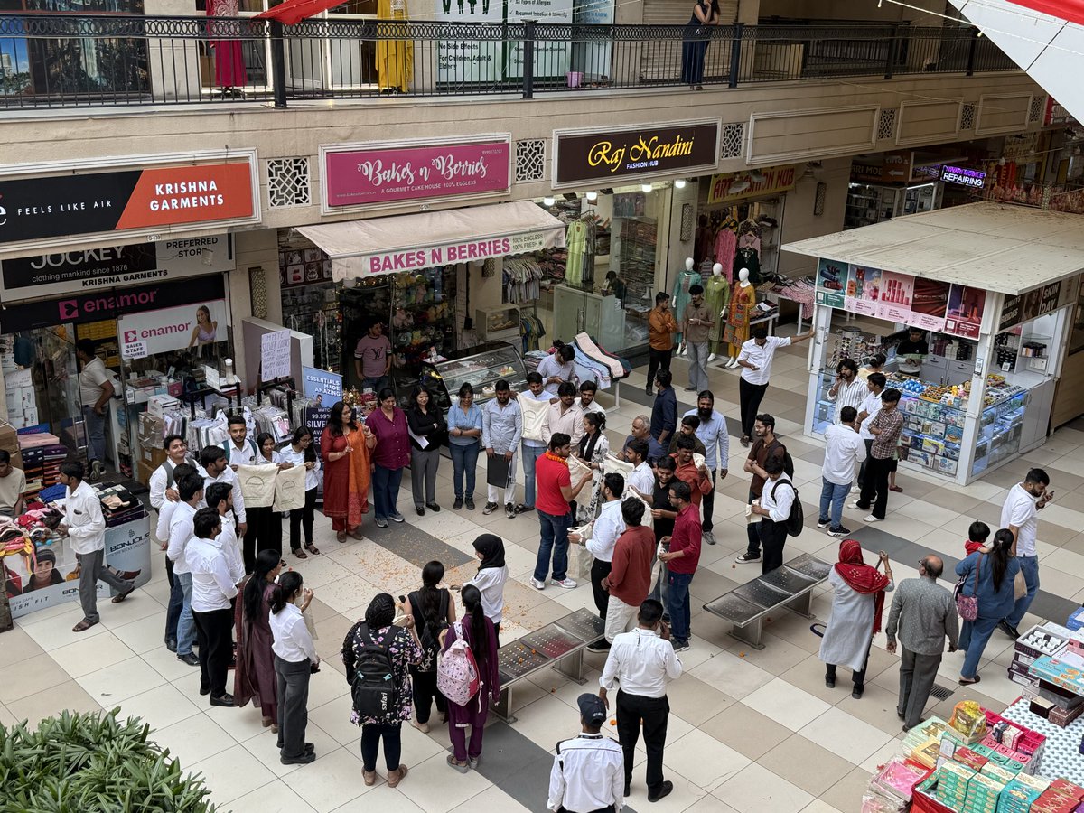 Students were also encouraged to join as volunteers under the TULIP program (MoHUA) to support socio-environmental initiatives in the area.#Gratitude to all partners, students &amp; citizens who made this drive impactful!
#HaryanaShaharSwachhtaAbhiyan