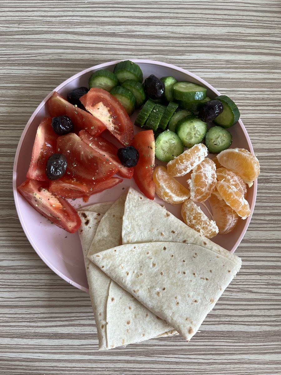 benimle birlikte sağlikli beslenin gün 3 (bugün gercekten saglikli beslenicem söz) 😔🙇🏻‍♀️