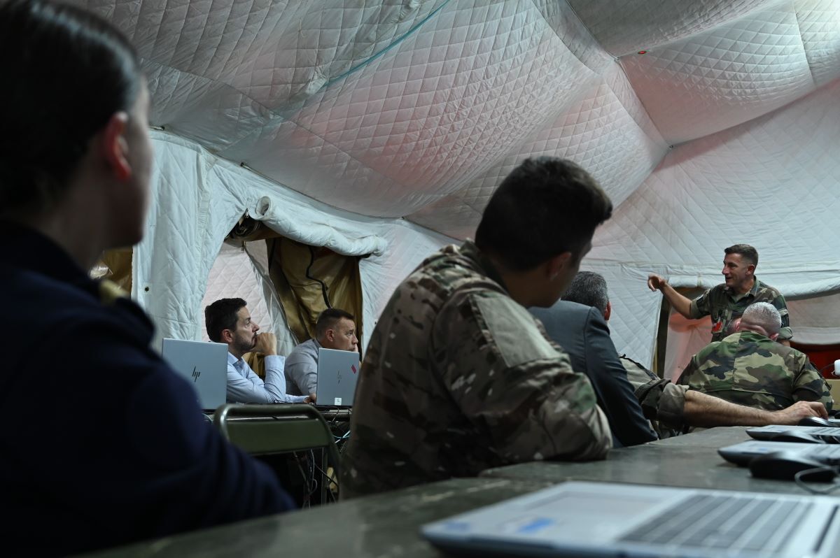 L’état-major a accueilli l’entreprise @Systematic pour un échange sur le retour d’expérience du logiciel #Sitaware. Première division de l’<a href="/armeedeterre/">Armée de Terre</a> à l’utiliser, la 3e division contribue à faire évoluer cet outil clé du commandement #OTAN. #Innovation #PrépaOPS