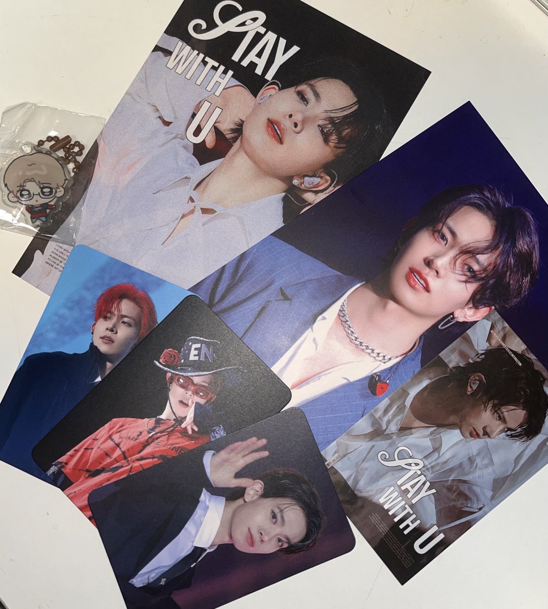 yeonheevxn's tweet image. 모든 곳이 희승이로 가득찬 곳…
럭드 상품들도 넘넘 귀여웠어요 😍
멍씅이도 입양 왈료💗
생카 운영하시느라 고생 많으셨습니다아~
#stay_with_heeseung