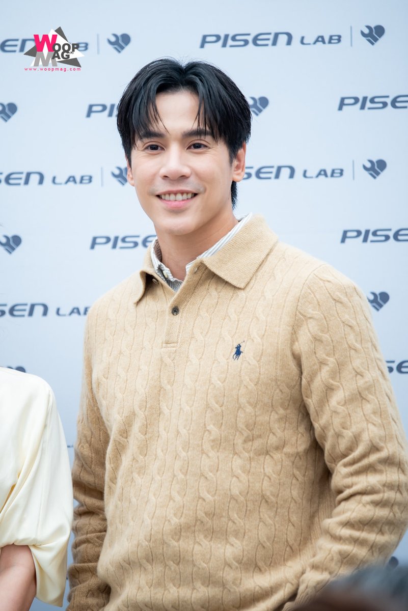 WOOPMAG_Story's tweet photo. “เจษ เจษฎ์พิพัฒ” ร่วมแชร์ไลฟ์สไตล์การทำงานและการใช้ชีวิตกับไอเทมชิ้นโปรดสุดล้ำ ที่พกติดตัวไปได้ทุกที่ ในงาน GRAND OPENING OF PISEN LAB FLAGSHIP STORE 

CONGRATS PISEN X JES
#PISENLabxJES
#jesjpp
#PISENLab https://t.co/d9rc7G6uKe