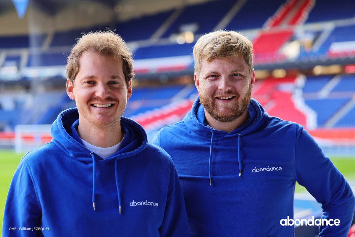 abondance_com's tweet image. C&apos;est fini le @seosummitevent !

Un grand bravo à @Elliott_bobiet et @Pub_n_Drive pour cette organisation de folie. C&apos;est incontestablement devenu un évènement phare du SEO🚀

On a déjà hâte d&apos;être au prochain ! 

Toutes les photos ici 👉 pixi.live/gallery/abonda…

#seosummit