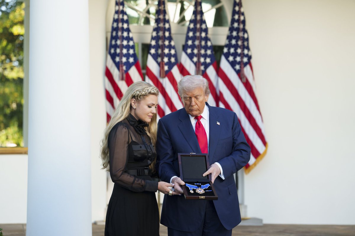 Charlie Kirk was assassinated in the prime of his life for speaking the truth, living his faith, &amp; relentlessly fighting for America.

That is why President Trump posthumously awarded Charlie Kirk our nation's highest civilian honor, the Presidential Medal of Freedom. 🇺🇸