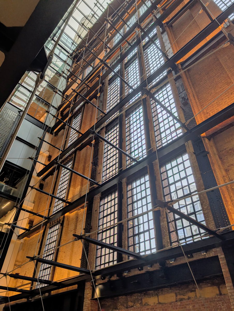 A most enjoyable lunchtime session at Apple's groovy HQ in Battersea Power Station at an event they kindly put on for all finalists in the Independent Podcast Awards. 

Next stop; awards do, where Communication Untangled is up for both Business and Culture 🤞🏼