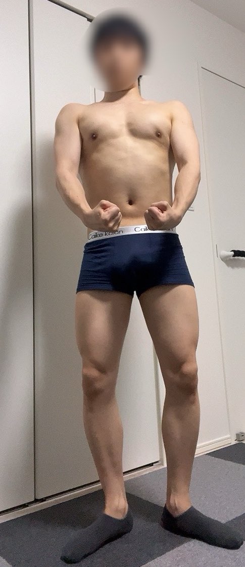 筋トレ132日目。3.4キロ
ちゃんと腹筋やらないと腹がぽちゃる
このポーズ肩が小さく見えるな…