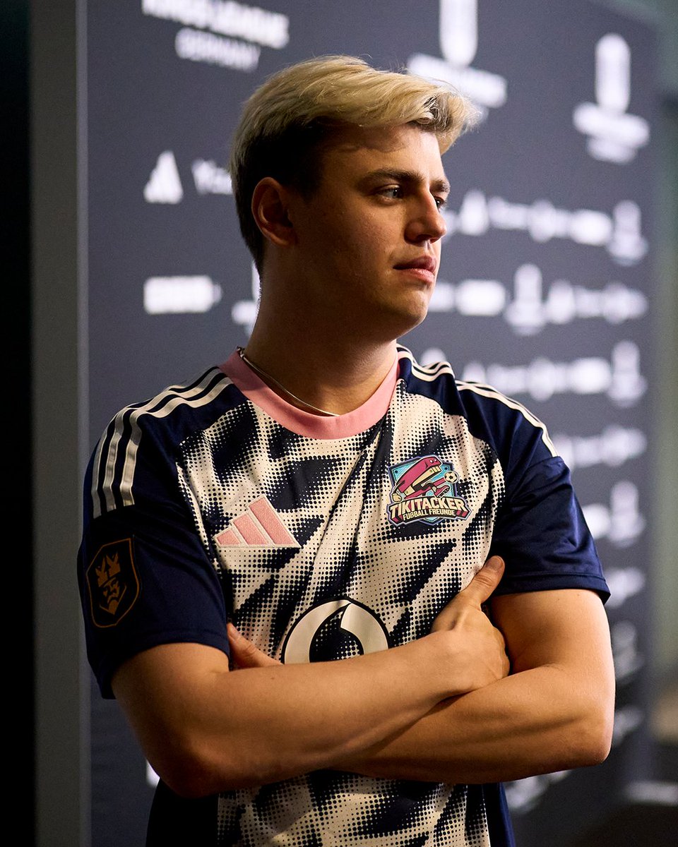 Unboxing: 𝐃𝐨𝐧𝐞. ✅
Kings Cup Germany: 𝐍𝐞𝐱𝐭. 🔜