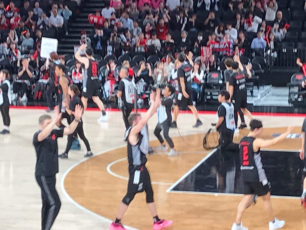 ryunosuke_h's tweet image. #アルバルク東京 86 - 75 #秋田ノーザンハピネッツ 
ようやくの1勝🏀 
一時3点差まで追い上げられたけどなんとか逃げ切った…
#トヨアリ 初めて行ったけどすごく見やすくていいわ〜🎵
#alvarktokyo #akitanorthernhappinets 
#basketball #籠球 #toyotaarena #toyotaarenatokyo 
#bleague #バスケ観戦
