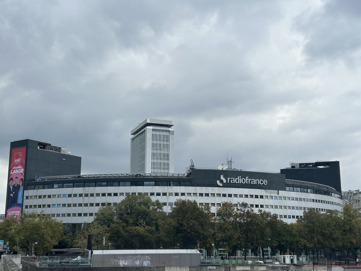 entre le sauvetage inespéré du Premier ministre et la mémoire qui flanche d'une ex-directrice <a href="/SebLecornu/">Sébastien Lecornu</a> <a href="/MichelBoyon/">Michel Boyon</a> 
brevesdeblog.wordpress.com/2025/10/15/14-…