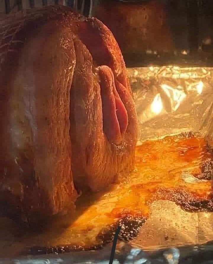 SimpleFacks's tweet image. 3 pints 

simple as