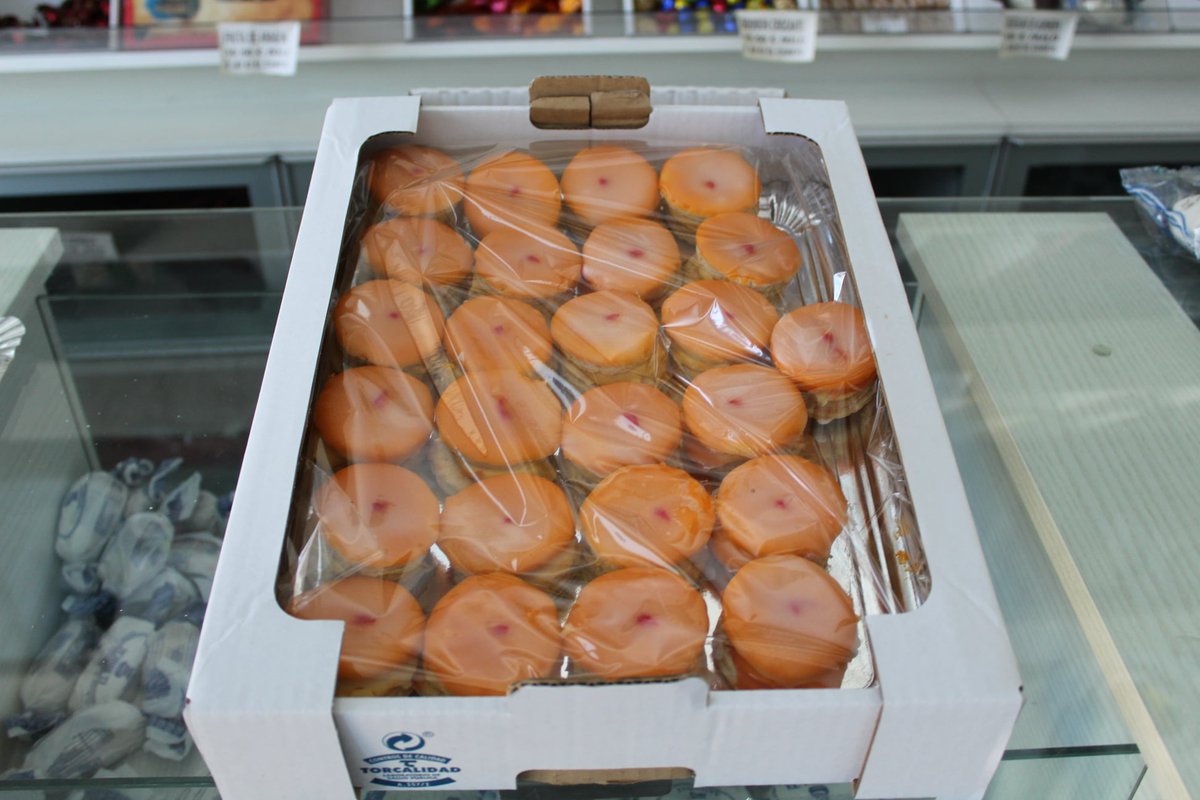 Torcadul's tweet image. ¿Merendamos algo dulce?😋

#dulce #locas #loquitas #Antequera #pastel