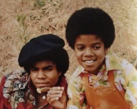 Mj_Loquendo's tweet photo. Feliz Cumpleaños Celestial Tito Jackson 🎉🥳🎂
Siempre En Nuestros Corazones 

#MichaelJackson #KingOfPop #TheJacksons #TheJackson5 #TitoJackson #HappyBirthday #HappyHeavenlyBirthday #TitoTime #MJ #MJForever #MJFans https://t.co/7QWIyJtrM5