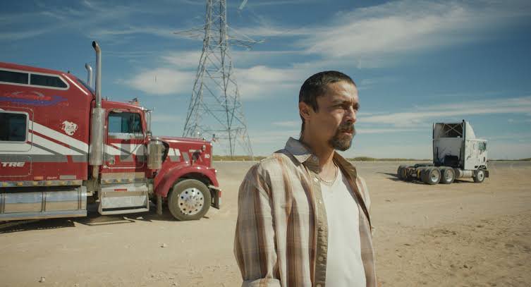 #EnElCamino de <a href="/davpablos/">David Pablos</a> es una extraordinaria road movie de traileros queer que retrata con crudeza la violencia y realidad en la que viven sus protagonistas.
Hipnótica, visualmente deslumbrante y con una dupla entrañable.
Víctor Prieto es una estrella.

#FICM2025