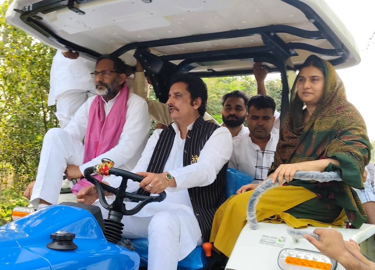 श्री राजकुमार भाटी जी प्रवक्ता समाजवादी पार्टी!
सुश्री इकरा हसन जी सांसद कैराना! 
@मिरगपुर गुर्जर समाज ❤️