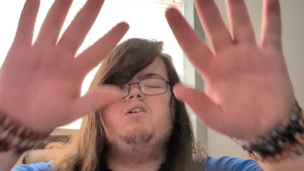 Saturated Content tweet media