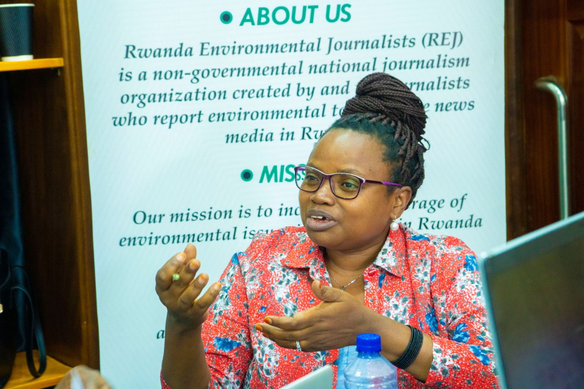 EnviroRwanda's tweet photo. @Rwandapolice Why is fact-checking essential?
It helps journalists to:
✅ Understand what truly happened
✅ Assess the extent of damage
✅ Determine the impact on communities
✅ Identify the cause or responsible party
#FactChecking #EnvironmentalReporting https://t.co/0XJddg9gp4