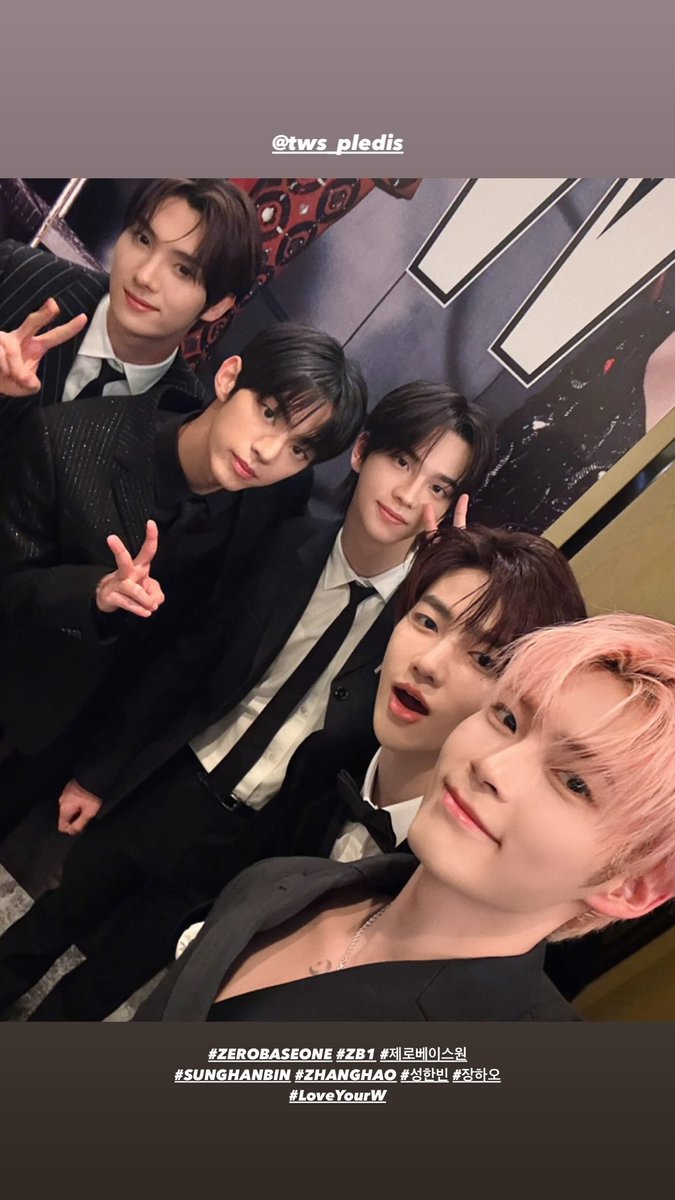 nnnshinyu's tweet photo. 241016 신유
제로베이스원 인스스

#신유 #SHINYU #シニュ #투어스 #TWS https://t.co/jP1w0RmbHs