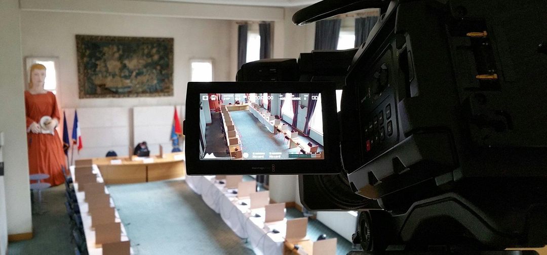📣 Le Conseil municipal se tiendra en séance publique à la mairie, ce jeudi 16 octobre à partir de 18h15.
🎥 Vous pourrez suivre la retransmission en direct : urlr.me/YQ4ecq