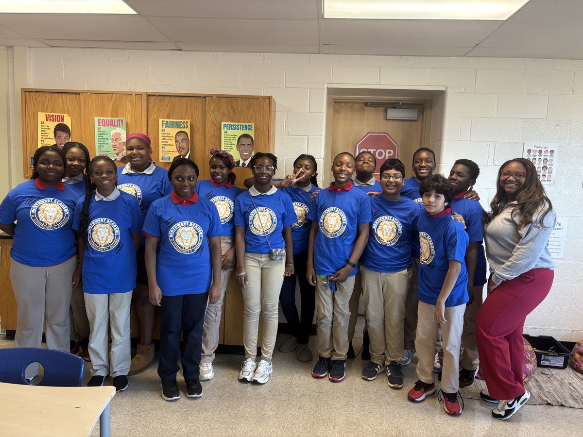 ms_bajpai's tweet photo. Our awesome winning homeroom showed up every single day in September! We’re so proud of our students who understand what it takes to show grit and commitment.@philrobinson27 @NAHScounseling @BCPSOSSS #HereForItbcps #buildingthelegacy https://t.co/1puzF4XgmL