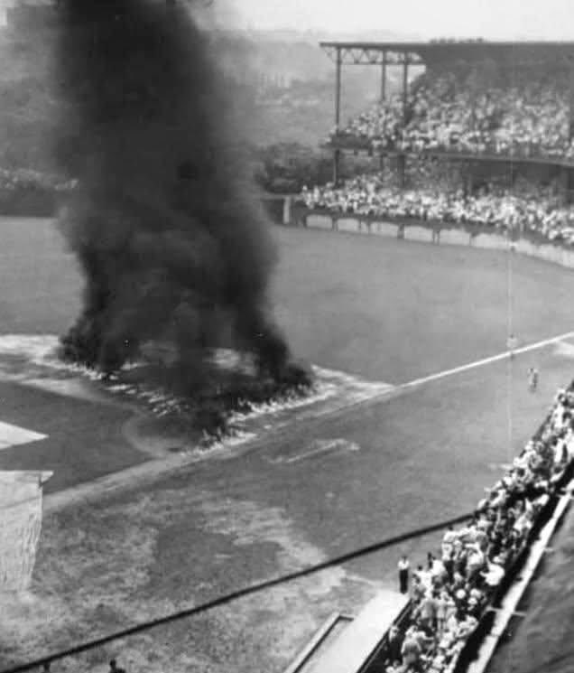 100YearsAgoLive's tweet image. The Pittsburgh Pirates win the 1925 World Series, defeating the Washington Senators 9-7 in Game 7 at Forbes Field in Pittsburgh.
Much of the game is overshadowed by a bizarre event in which officials attempted to dry the wet field by dousing the infield in gasoline and lighting…