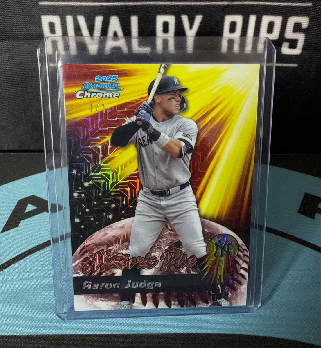 rivalryrips's tweet photo. Aaron Judge 1/1 🙌🏻 #bowman #bowmanchrome #mlb #yankees https://t.co/eIIBuz8H9d