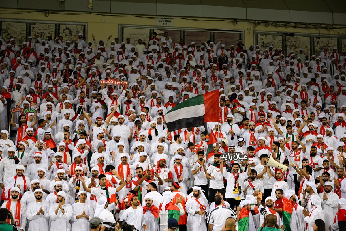 وصلنا للغالية على قلوبنا #الإمارات ، نعم ما توفقنا في مسألة الصعود ولكن كسبنا رجال بمختلف الانتماءات كانوا فعلاً رجال وعلى قلب واحد في كل الظروف..

التلاحم اللي صار في ما بينا يُدرس حقيقه..

شكراً يا عيال زايد و المعذرة عن أي تقصير😞 

الحمد لله على كل حال