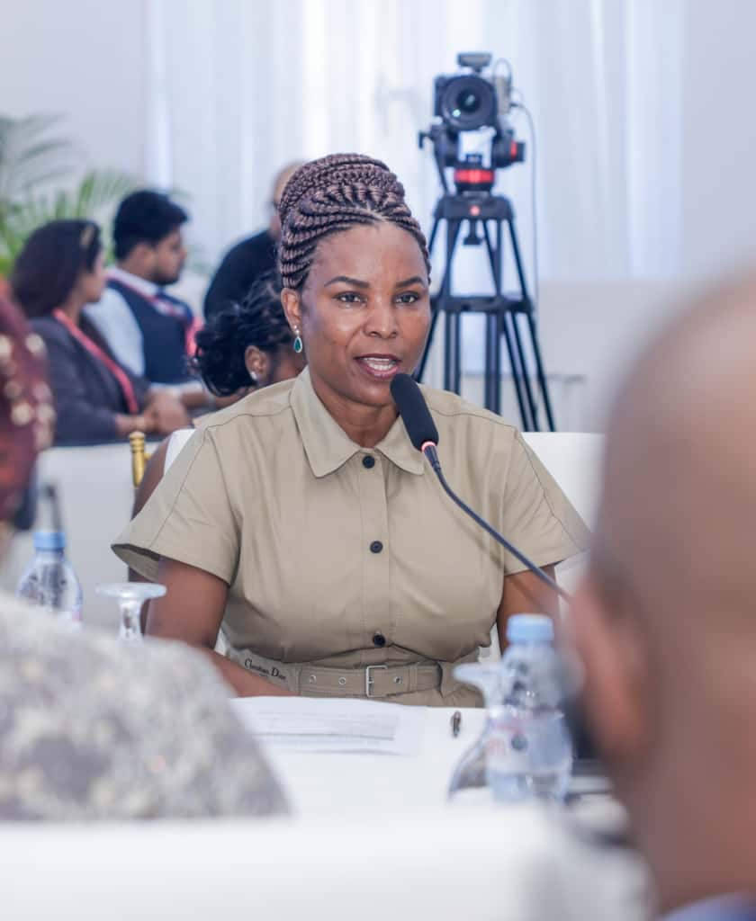 OPDD_Burundi's tweet photo. À cette occasion, @Burundi1stLady a partagé son expérience concernant l'implémentation du service de fécondation in vitro(IVF)à la Polyclinique #Umugiraneza #Kibimba, où dix enfants sont déjà nés et d'autres femmes sont actuellement enceintes. https://t.co/DrzctPB8LL