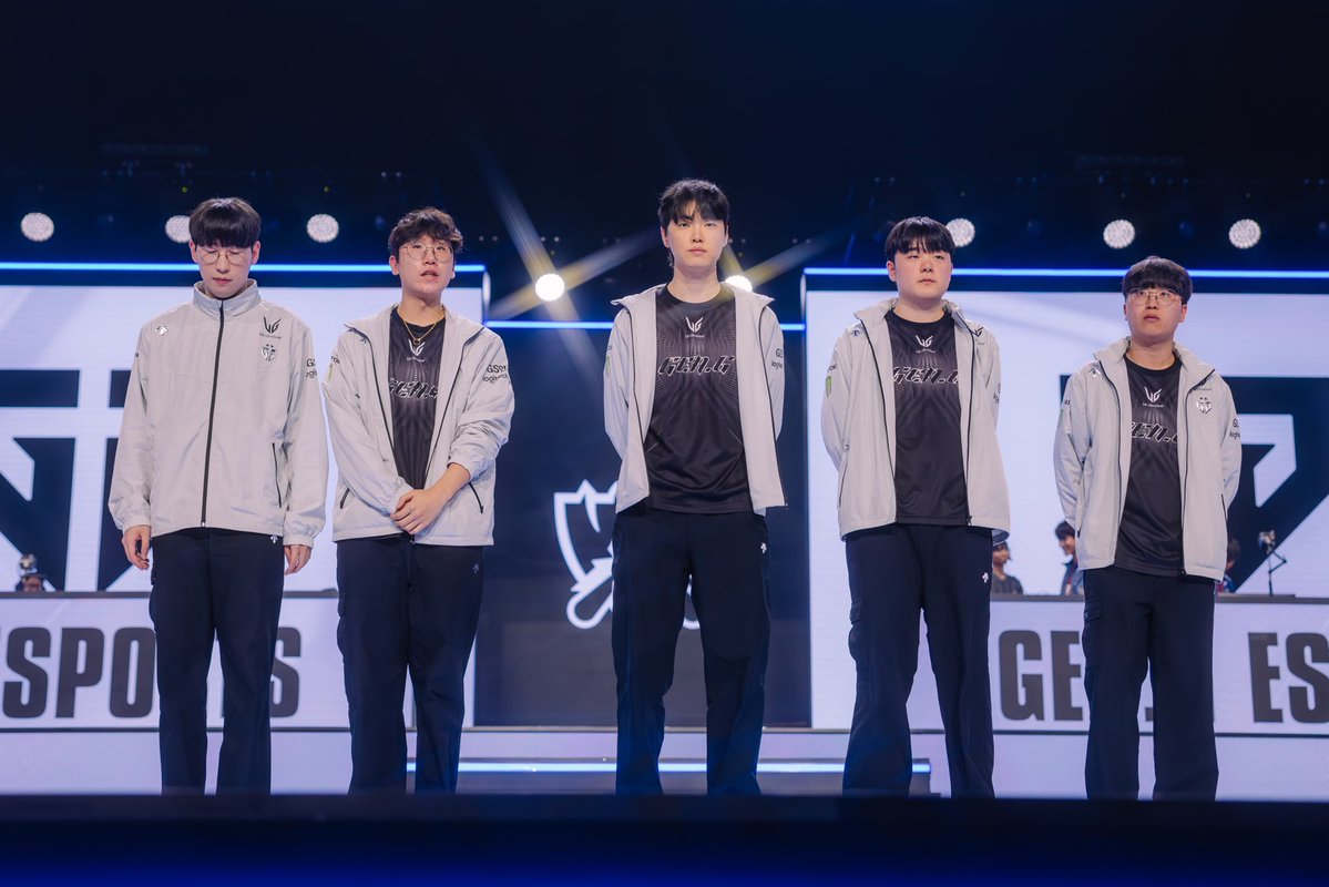 vev_cho's tweet image. Worlds 2025 Swiss Stage
#GenG #젠지

🔗flic.kr/p/2rzujsK