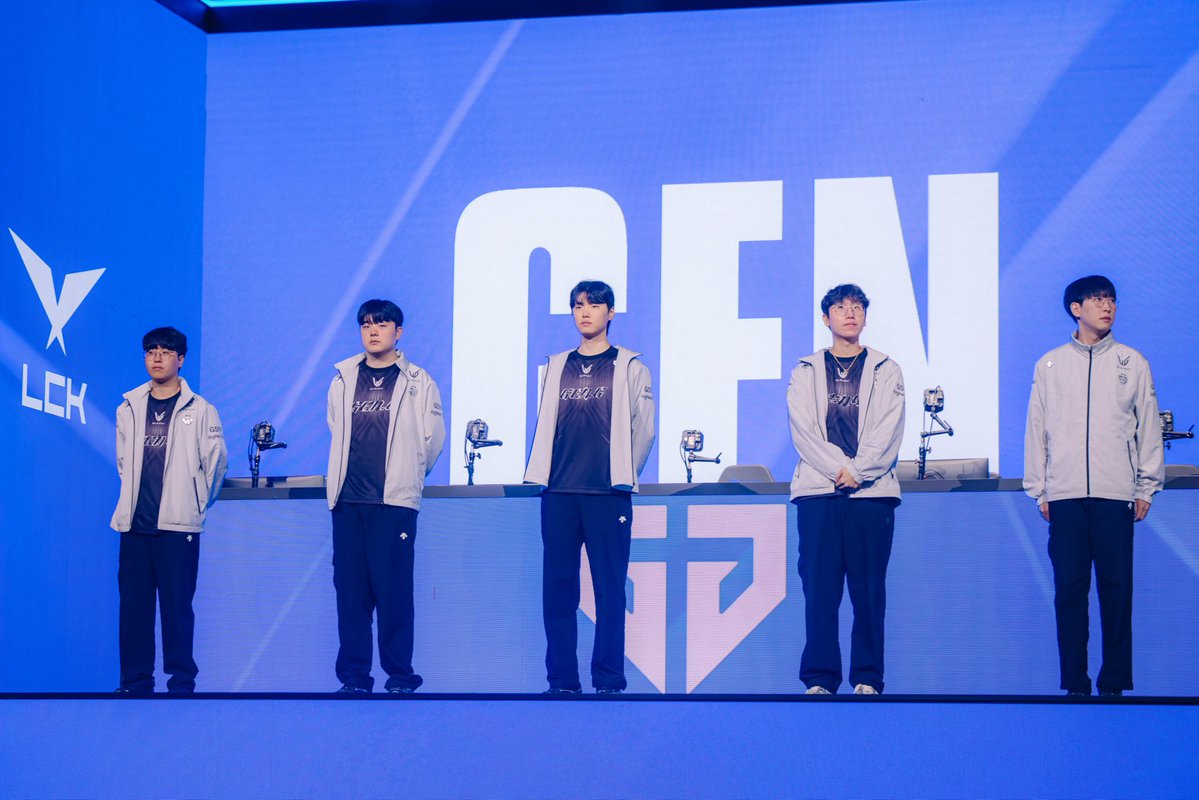 vev_cho's tweet image. Worlds 2025 Swiss Stage
#GenG #젠지

🔗flic.kr/p/2rzujsK