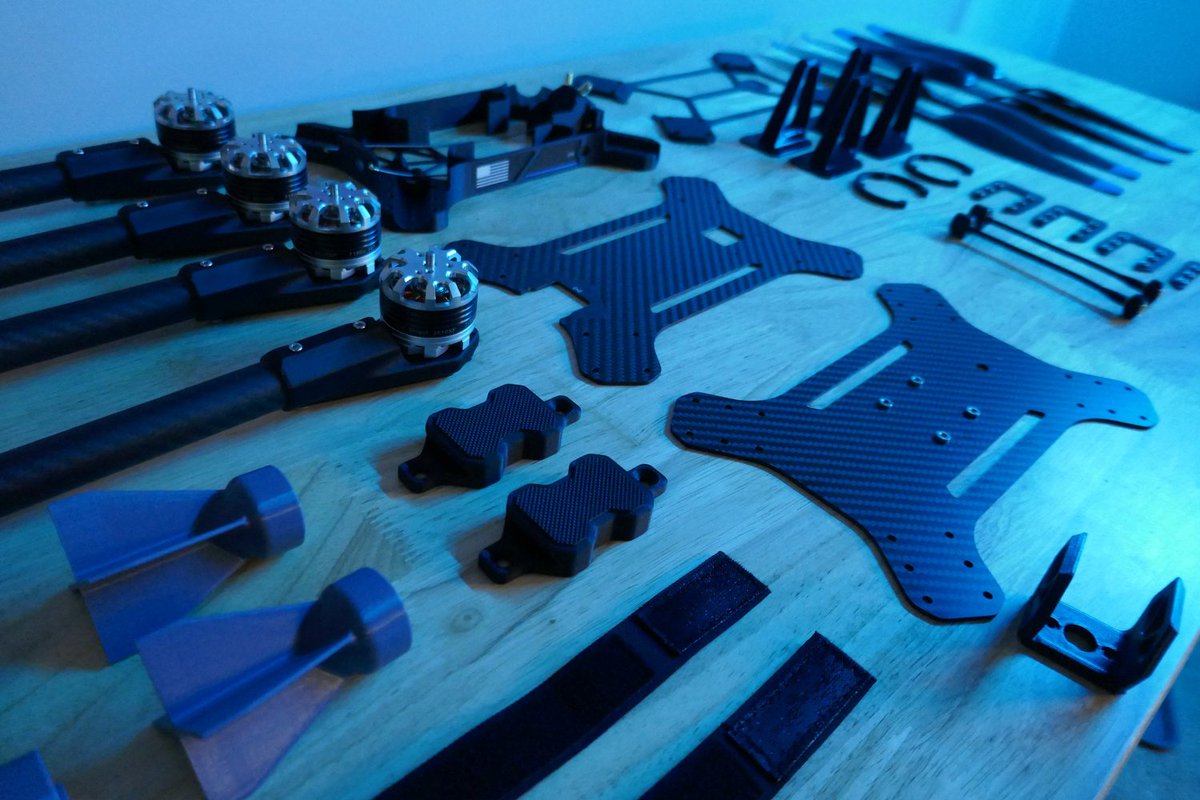 F530Josh's tweet image. I like reading posts like this.

It tells me that our adversaries have no idea what the American defense industry is doing because they&apos;re algorithmically denied from reality.

Wait until you see what bored 24-year-old Zoomers are cooking up in the American South.