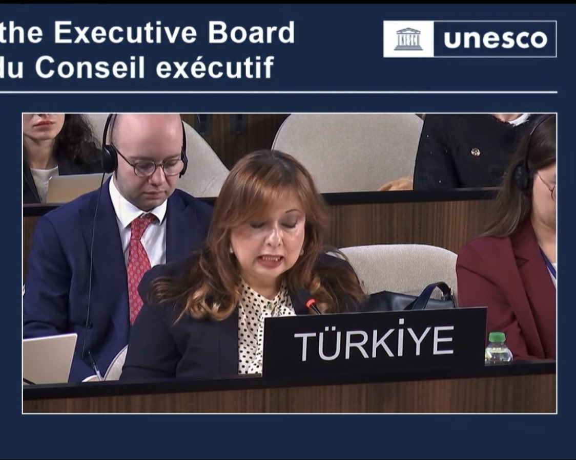 Gazzede öldürülen gazeteciler konusunda UNESCO da yaptığım beyan hakkında <a href="/anadoluajansi/">Anadolu Ajansı</a>  nın haberi:  aa.com.tr/tr/gundem/buyu…