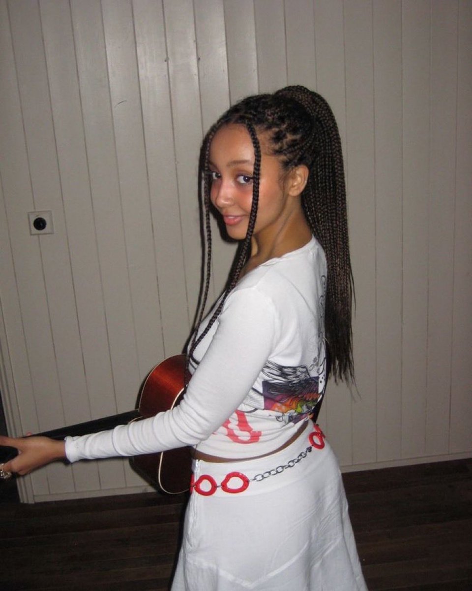 pandas (@venompantheress) on Twitter photo 