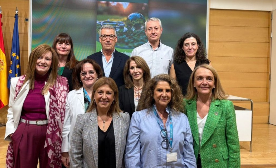 SEDISA_NET's tweet image. La #sanidad española lanza su primera guía para descarbonizar los hospitales públicos🌎
🔗shorturl.at/tKfxY vía @diariofarma #GestiónSanitaria