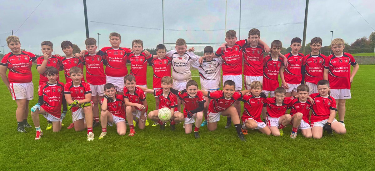 Yesterday, our U-13 football team took part in a blitz in Borrisoleigh. Whilst they  competed well in all their games, it was   Borrisoleigh themselves who progressed from the group. We wish them well in the next round.